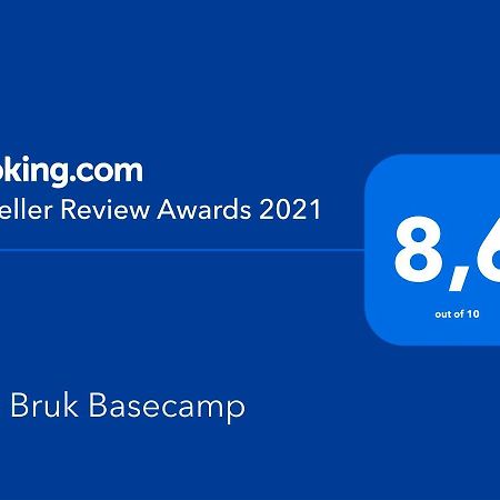 Eds Bruk Basecamp Guest House Edsbruk Екстериор снимка