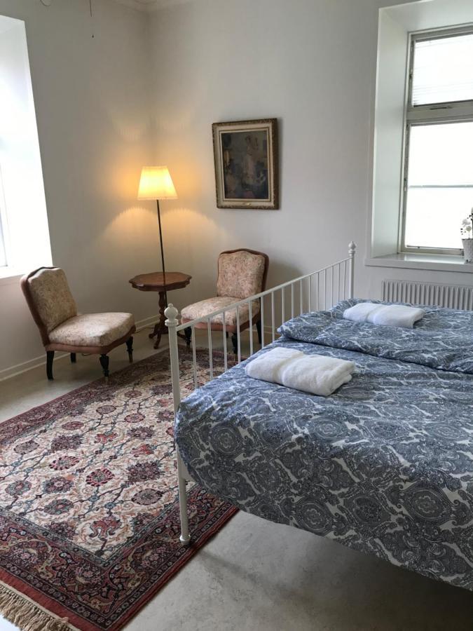 Eds Bruk Basecamp Guest House Edsbruk Екстериор снимка