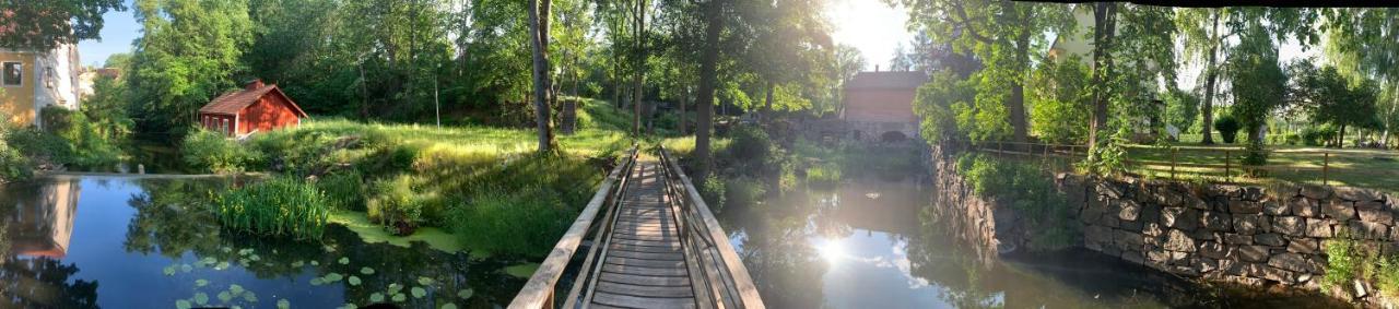 Eds Bruk Basecamp Guest House Edsbruk Екстериор снимка