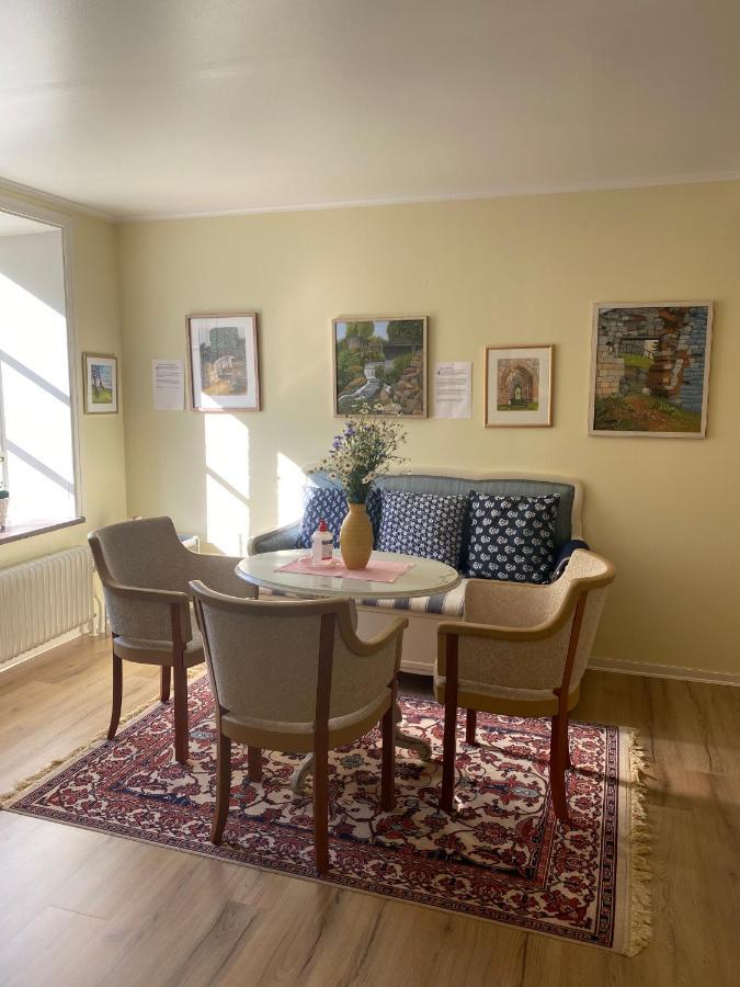 Eds Bruk Basecamp Guest House Edsbruk Екстериор снимка