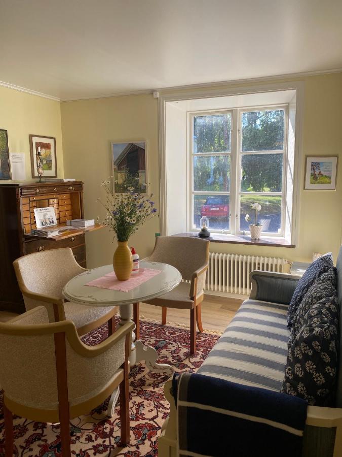 Eds Bruk Basecamp Guest House Edsbruk Екстериор снимка