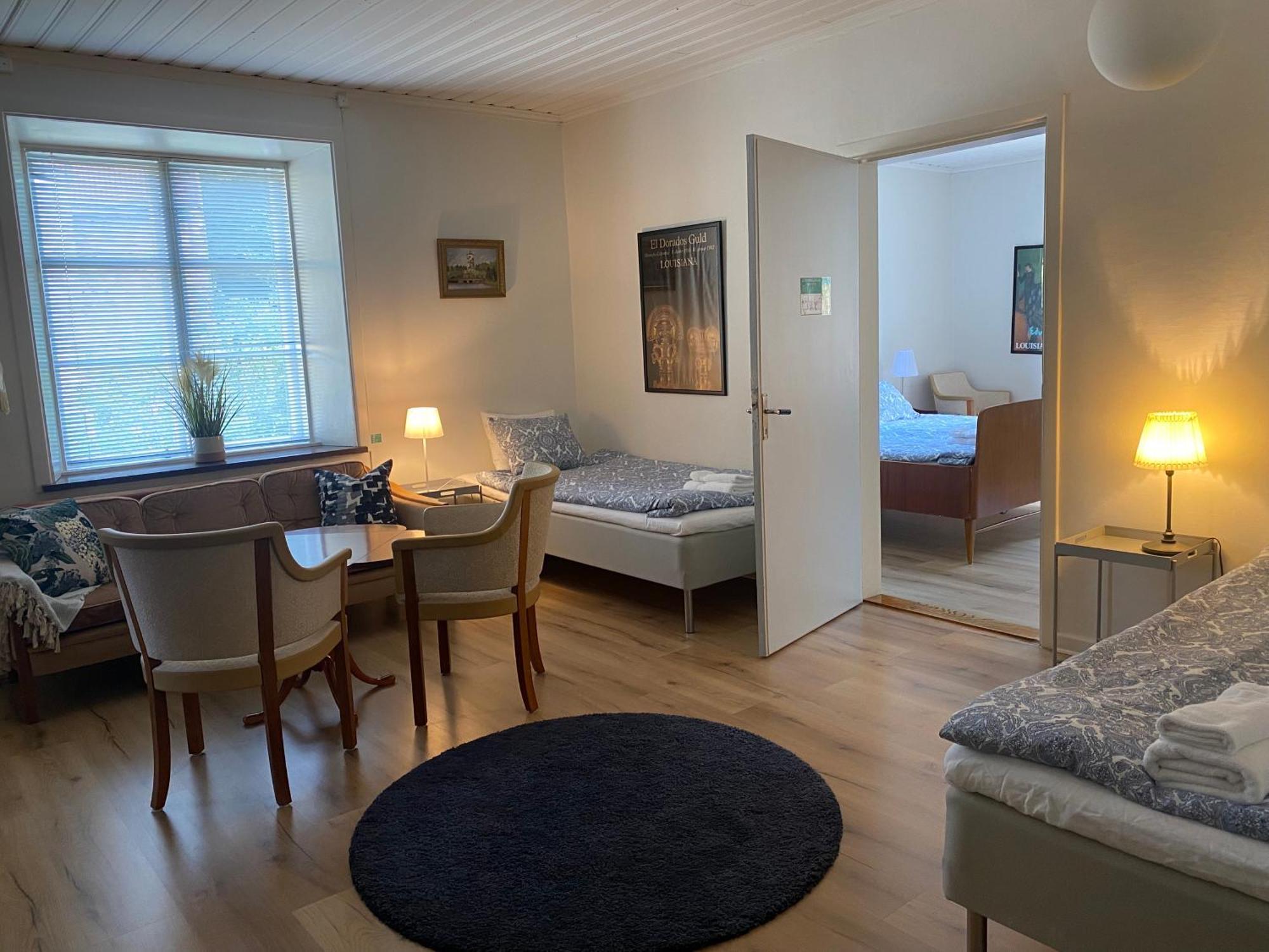 Eds Bruk Basecamp Guest House Edsbruk Екстериор снимка