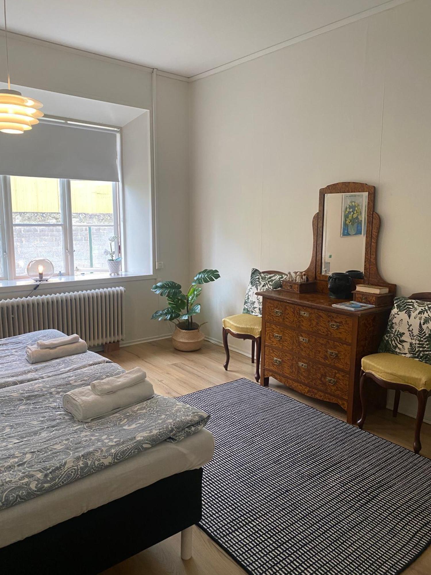 Eds Bruk Basecamp Guest House Edsbruk Екстериор снимка